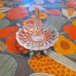 Crystal Fenton ring holder